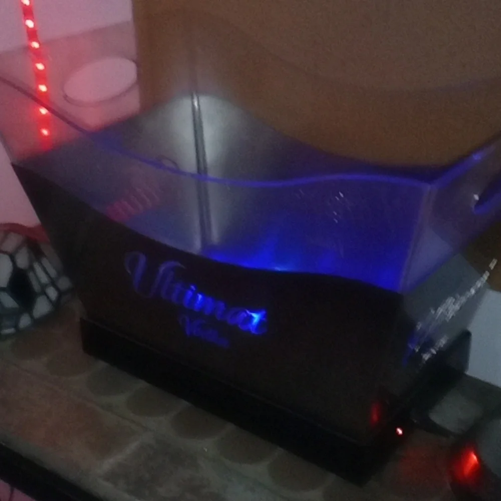 Ice Chest For Your Beer, Wine And Liquor. And Of course Soda V